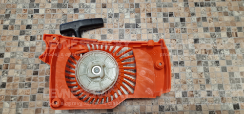 Zaganjalnik za HECHT 941 in druge žage s prostornino motorja 38-40 ccm EASY START (neoriginalni rezervni del)